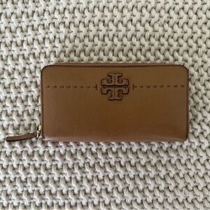 Tory Burch McGraw Zip Leather Continental Wallet